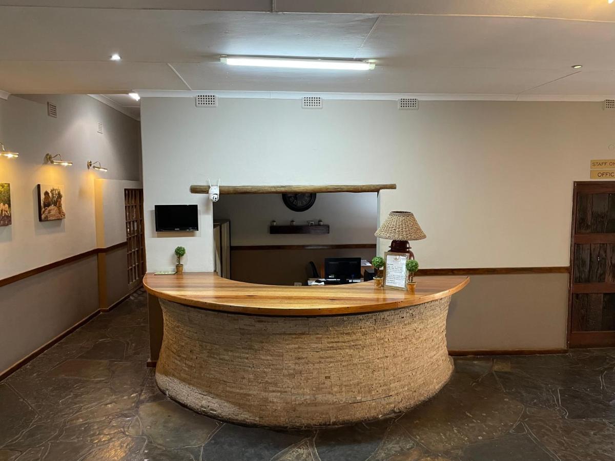 Buffalo Hotel Hectorspruit ภายนอก รูปภาพ