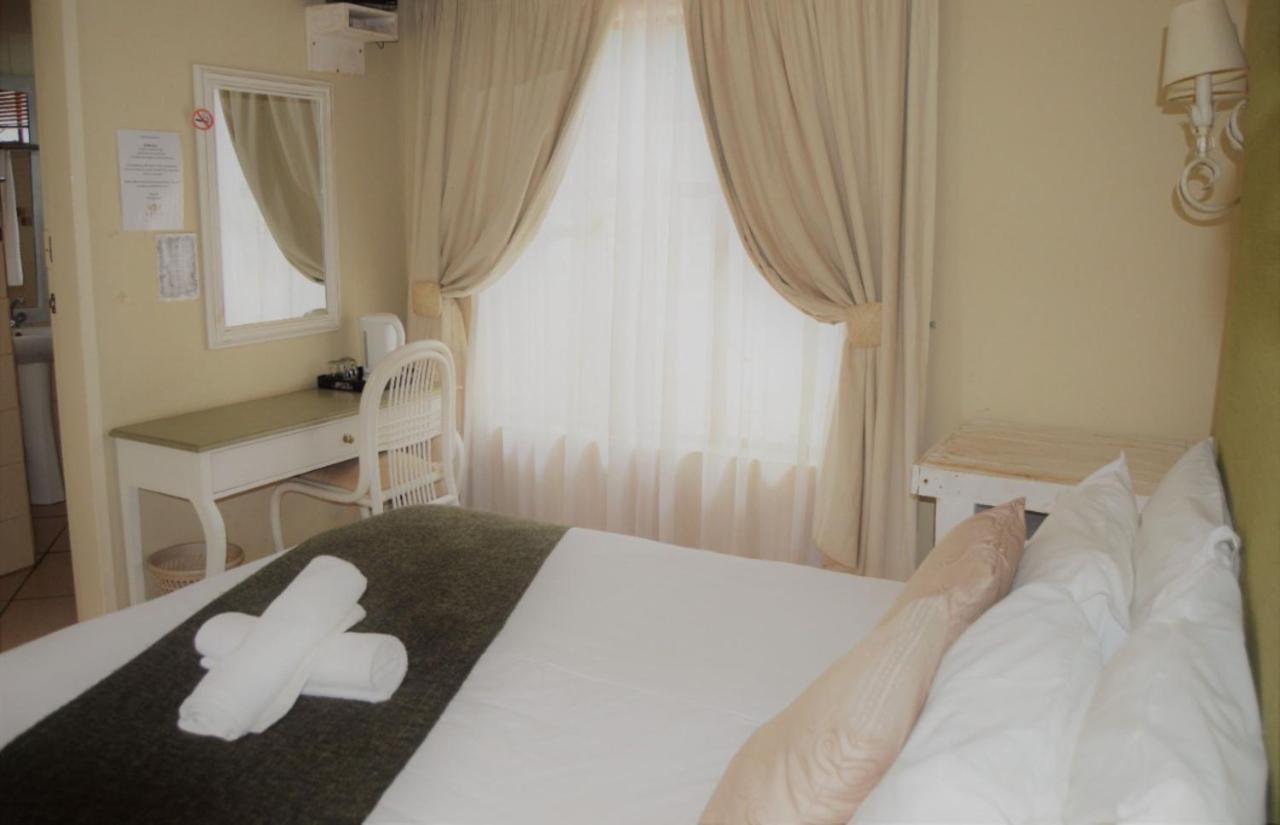Buffalo Hotel Hectorspruit ภายนอก รูปภาพ