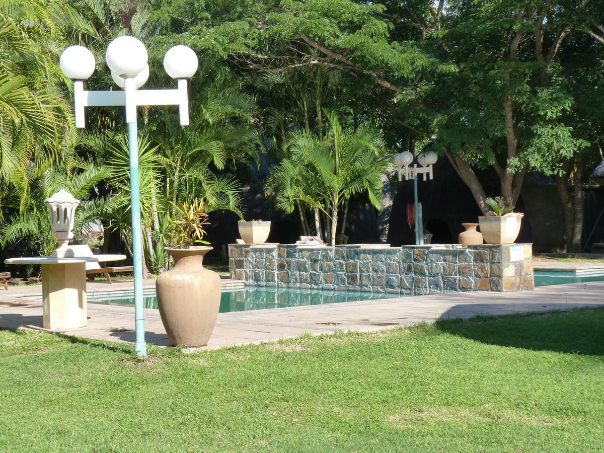 Buffalo Hotel Hectorspruit ภายนอก รูปภาพ